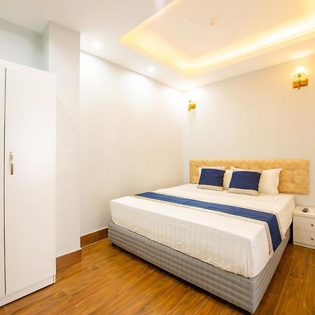 OYO 411 Van Nam Hotel Hanoi Buitenkant foto