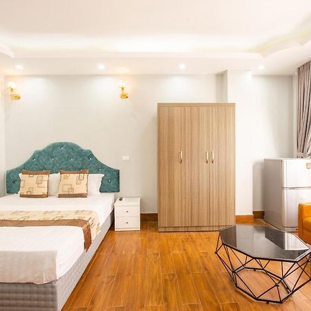 OYO 411 Van Nam Hotel Hanoi Buitenkant foto