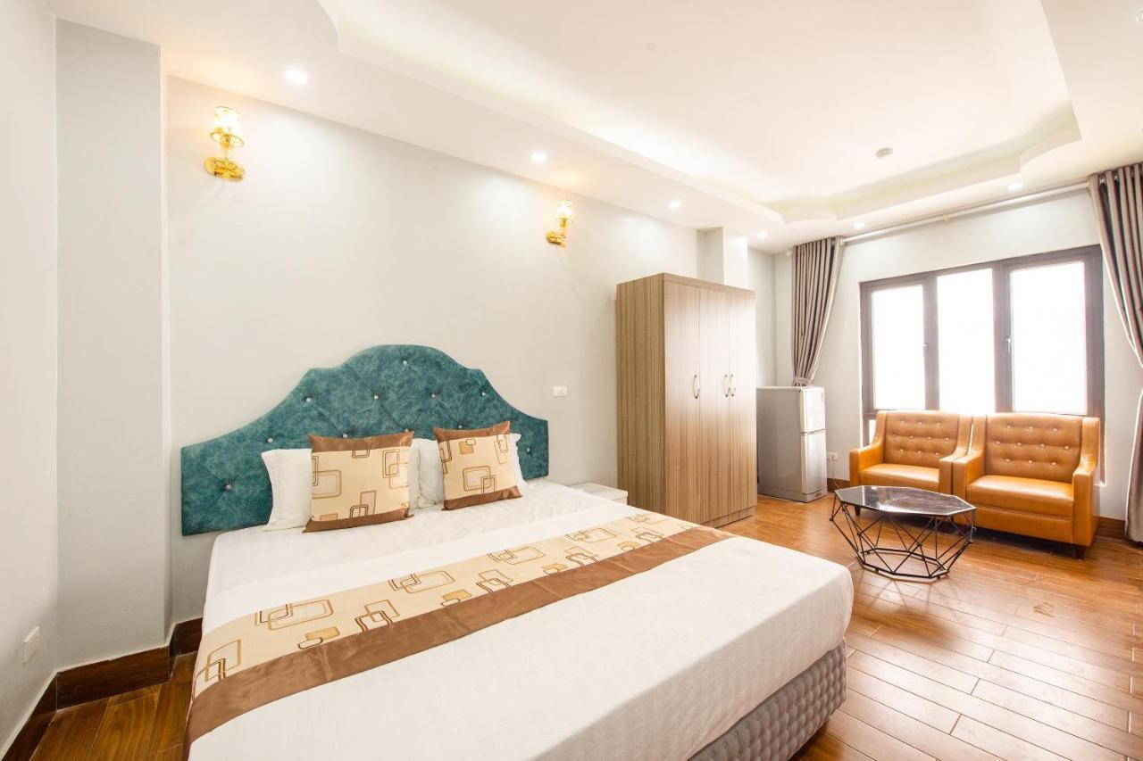 OYO 411 Van Nam Hotel Hanoi Buitenkant foto